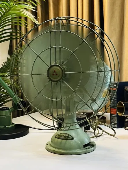 Quạt cổ Mitsubishi Electric cánh thép