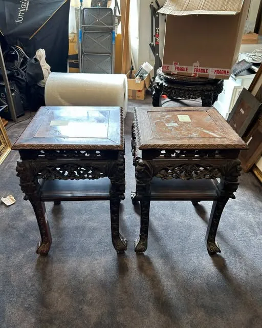 Cặp đôn vuông gỗ mặt đá, cao 63cm