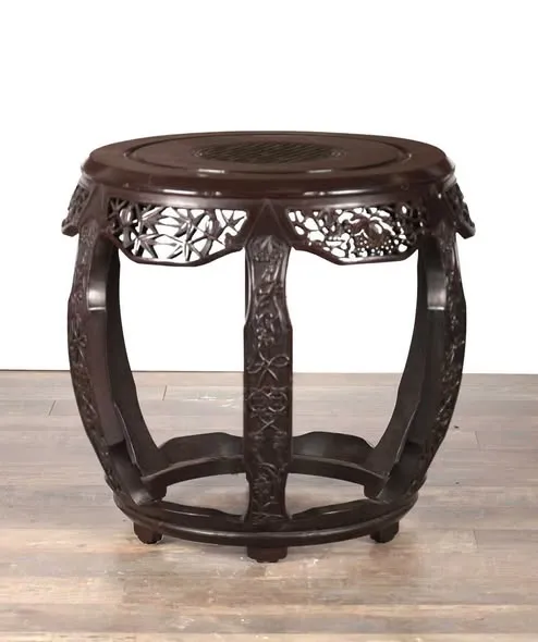 Đôn trống gỗ chạm thủng